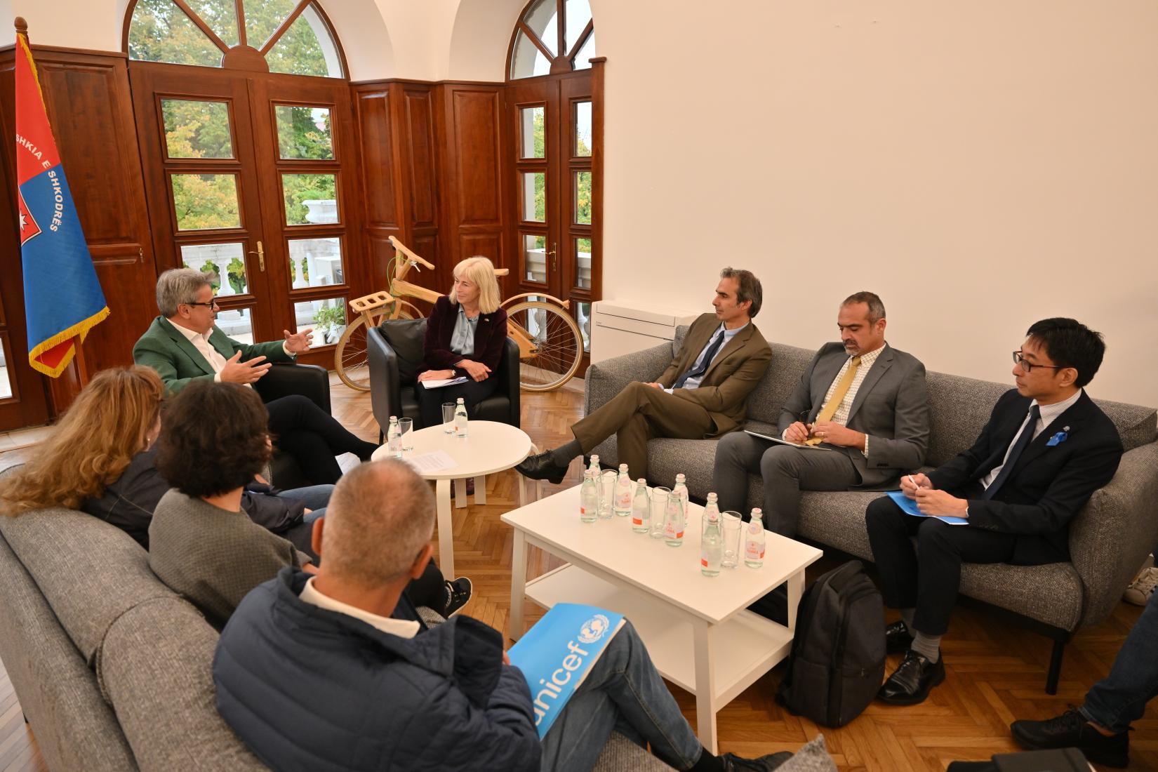 Caption: UN country team meets with Mayor of Shkodra